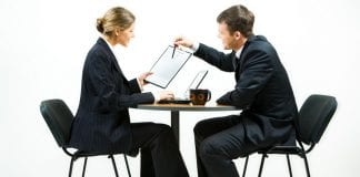 Профессиональных участников рынка заставят рассказать о рисках Как сообщило на…