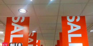 FMCG sales drop 34% in April; e-commerce, cash & carry show recovery in lockdown 2.0: Nielsen – ETCIO.com