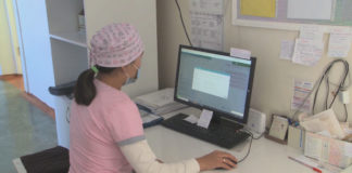 Фиктивная вакцинация: три главврача уволены в ВКО